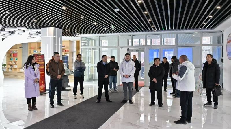 江蘇省紡織工業協會、江蘇蘇豪紡織集團來伊寧市考察