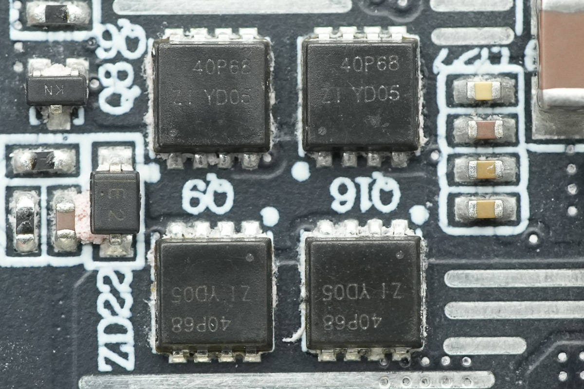 支援APP跨端查詢一鍵管理，安克Prime 150W充電底座拆解