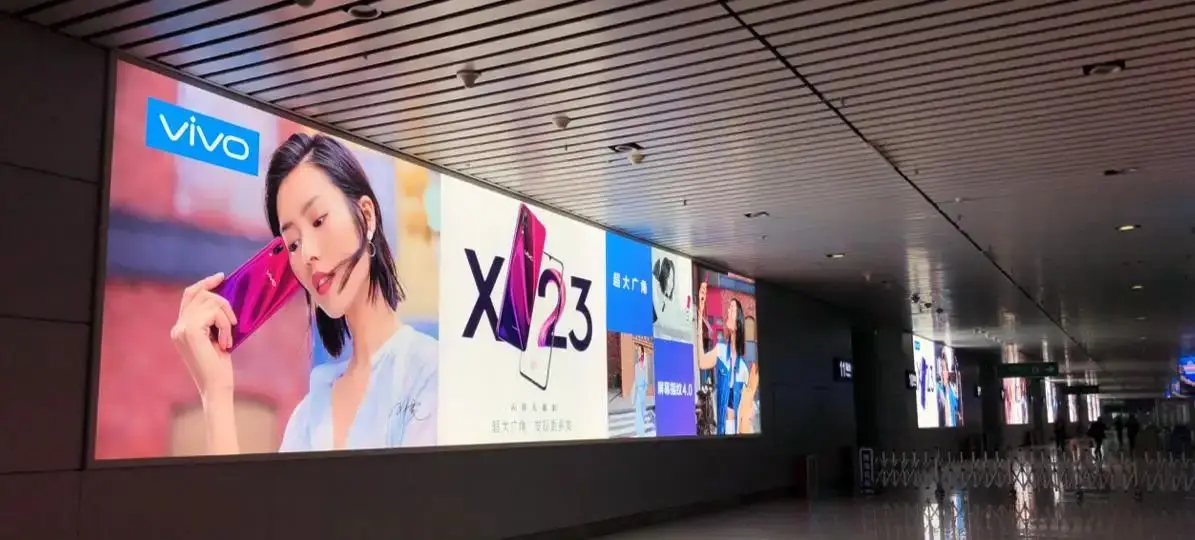 高鐵廣告價值分析：推薦5品牌誰更值得合作？高鐵廣告/電梯門貼廣告/電梯廣告/公交站臺廣告/電梯影片廣告高鐵廣告價格哪個好