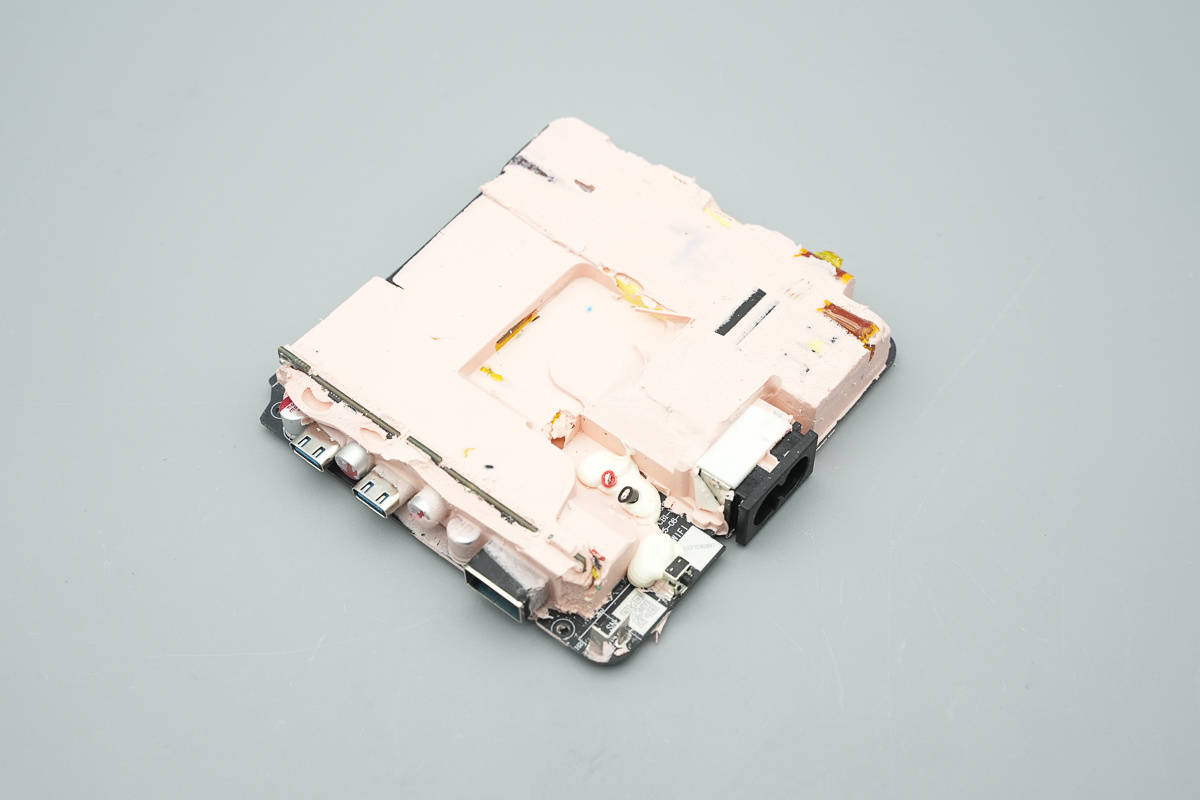 支援APP跨端查詢一鍵管理，安克Prime 150W充電底座拆解