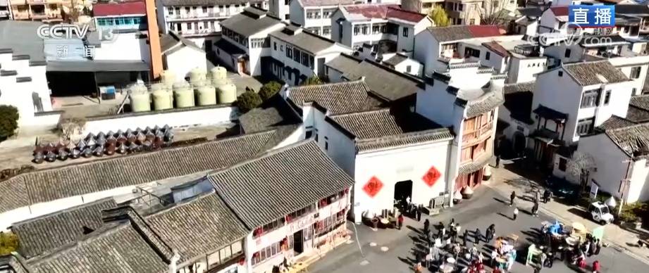 新年伊始消費升溫年貨市集火熱 “頂流”美食滿足味蕾活躍經濟