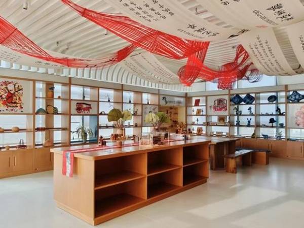 “圖書 ＋” 融合出新意 豐都圖書館啟用山城縣域文化新動能